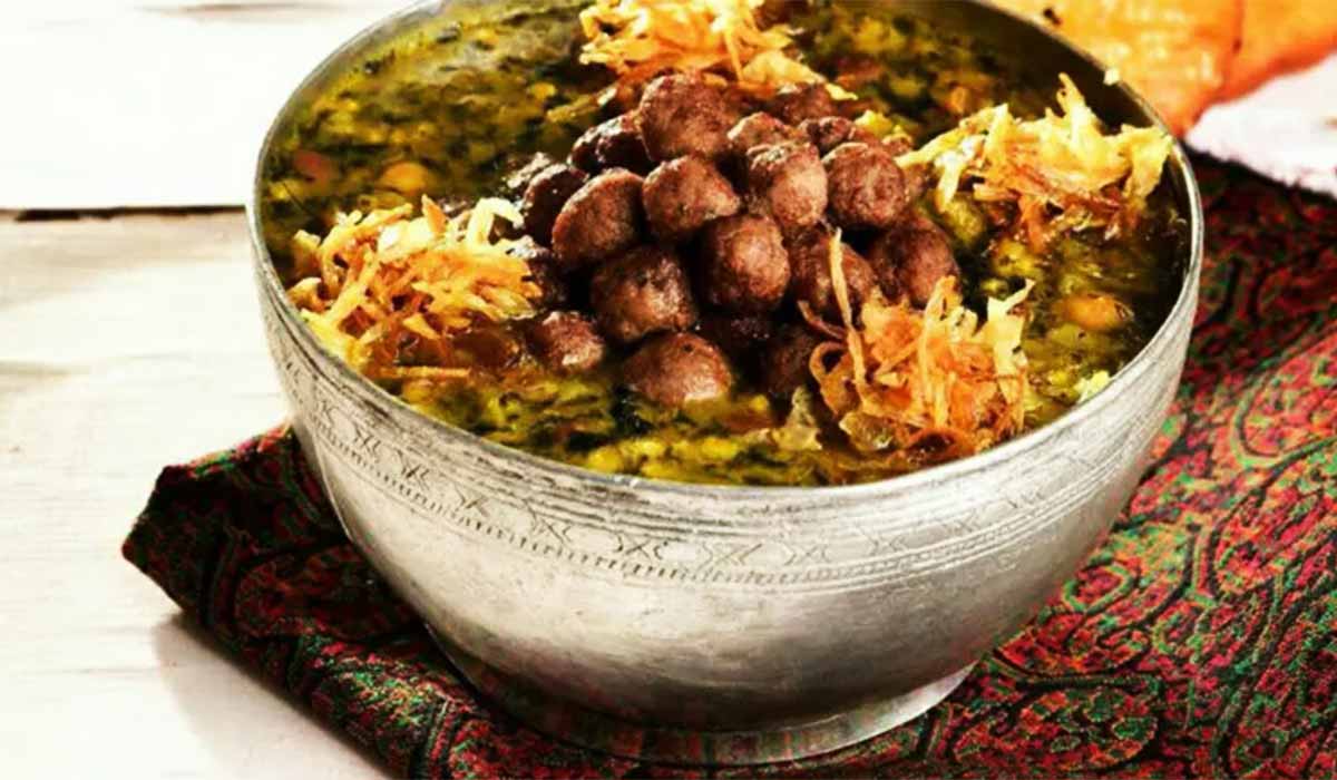 آش قنبید غذای سنتی قم