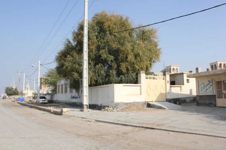 اقامت در بندر لافت