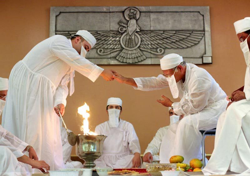 آیا زرتشتیان آتشپرست بودند
